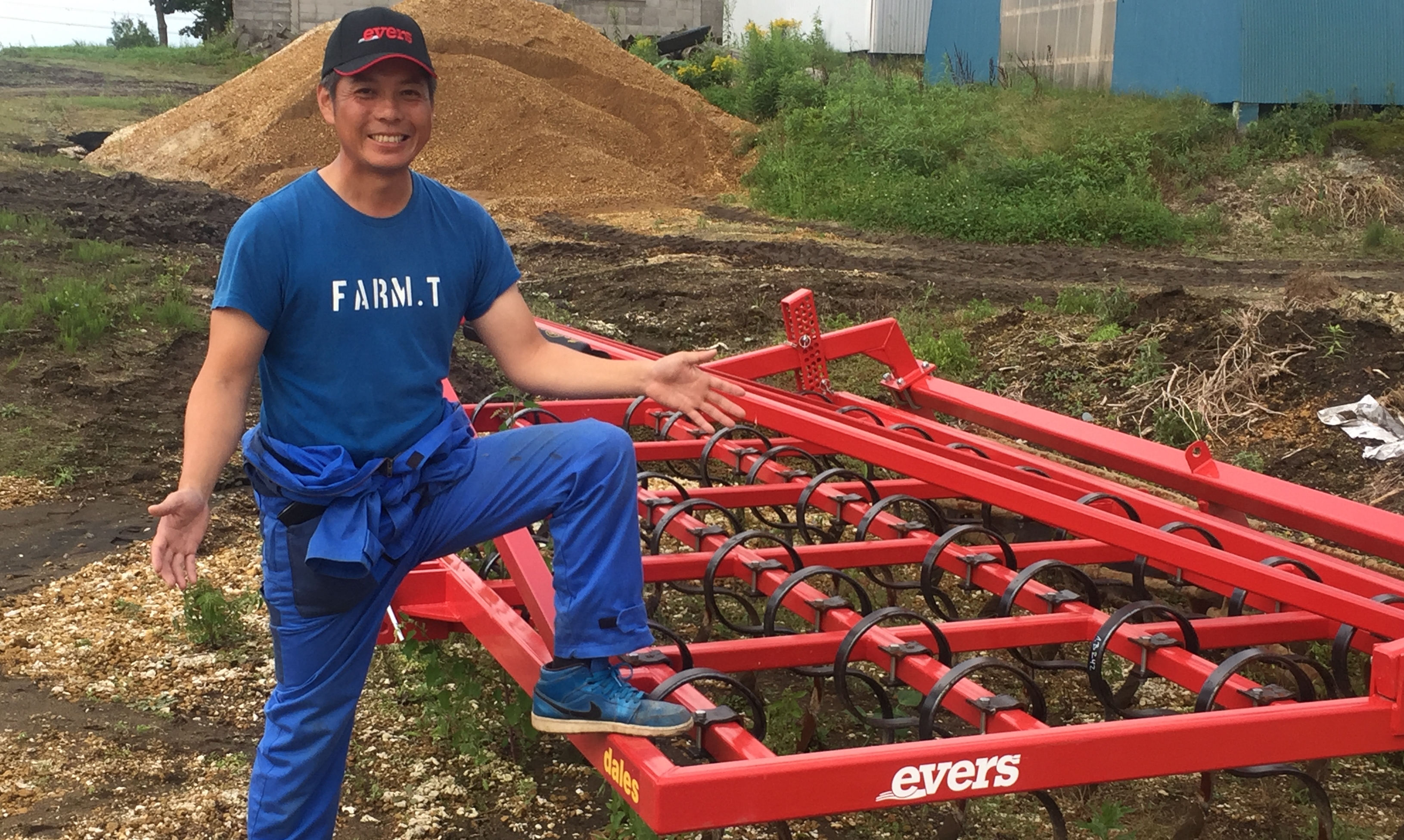 Evers verende tand cultivator : "Sterke constructie, goede frame doorlaat, beter dan de lokale fabrikant."  De heer Takahashi, Abira, Japan