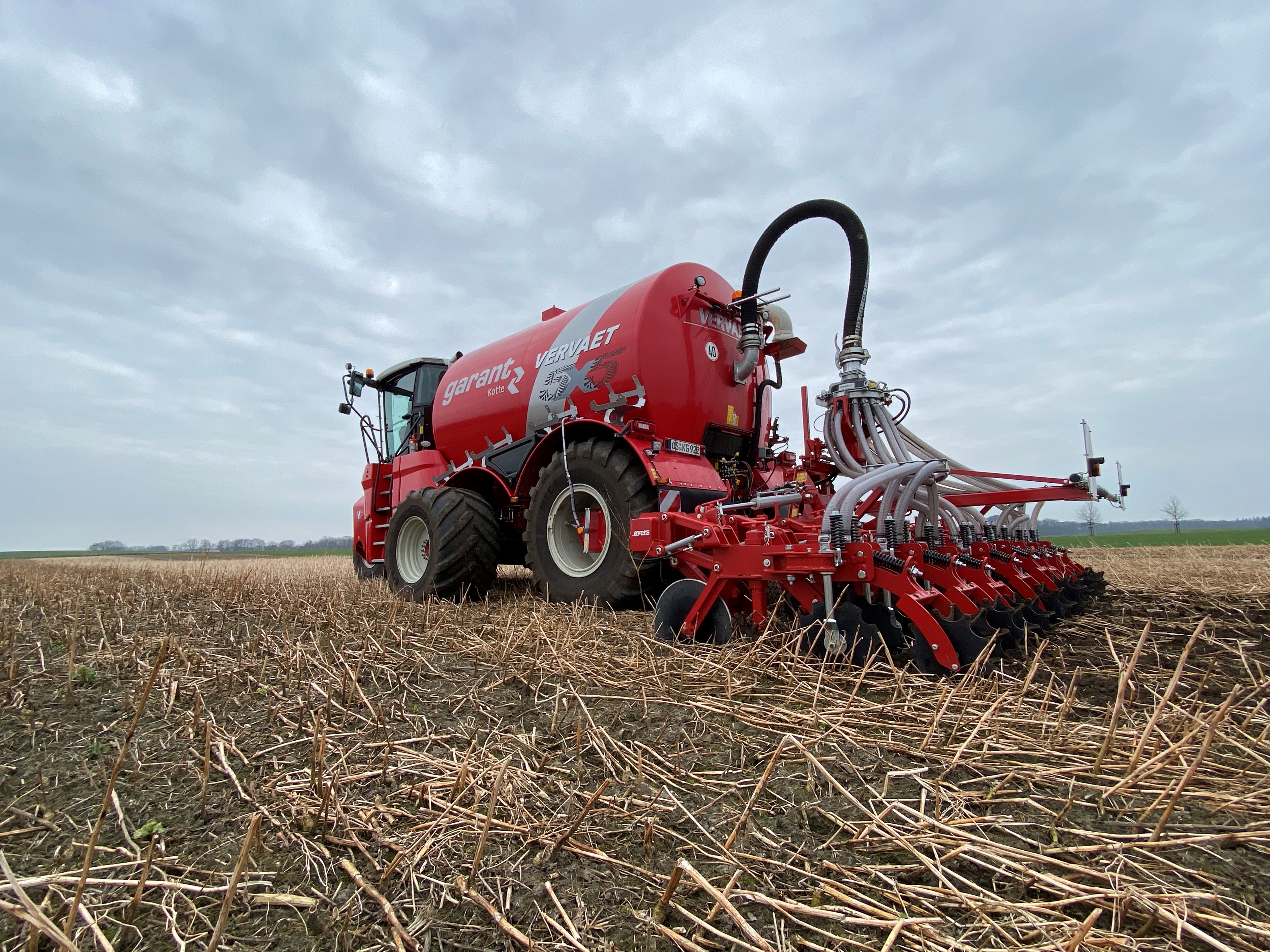 Enfouisseur en lignes Strip-Till Quarter Evers, nouvelle version